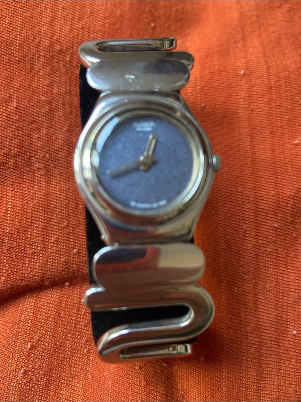 Stainless Silver Women's Fashion Watch with Blue dial